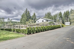 Eatonville Farmhouse with Fire Pit and Gazebos!